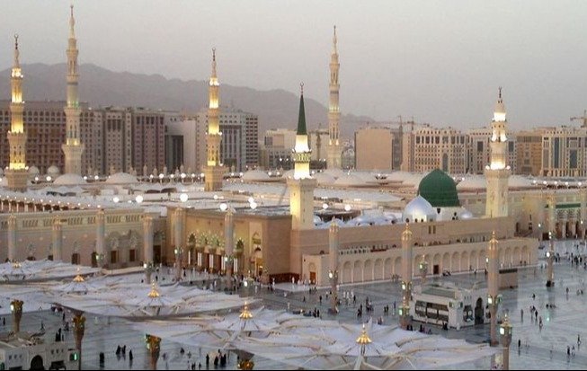  3 Star Umrah Package-10 Nights
